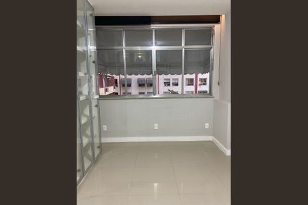 Apartamento para alugar com 108m², 3 quartos e sem vagaBanheiro