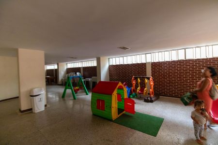 Apartamento à venda com 108m², 3 quartos e sem vagaÁrea comum