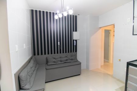 Apartamento à venda com 108m², 3 quartos e sem vagaCozinha