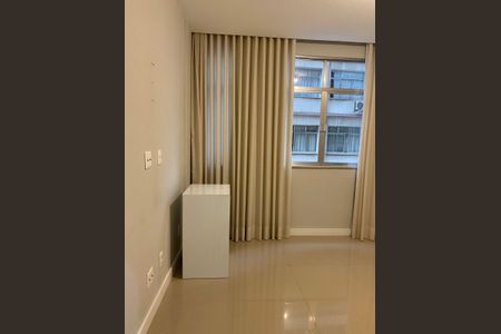 Apartamento para alugar com 108m², 3 quartos e sem vagaQuarto