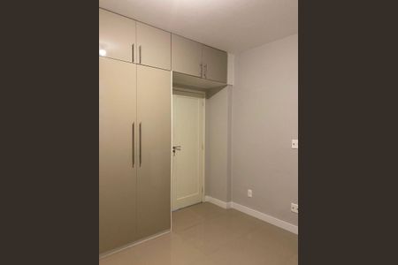Apartamento para alugar com 108m², 3 quartos e sem vagaQuarto