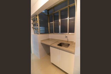 Apartamento à venda com 108m², 3 quartos e sem vagaÁrea de Serviço