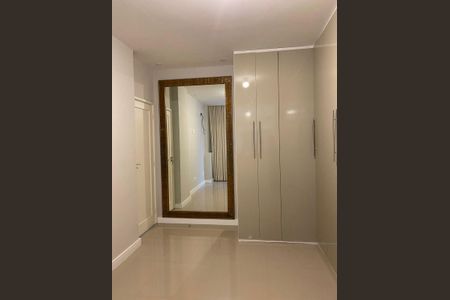 Apartamento para alugar com 108m², 3 quartos e sem vagaQuarto