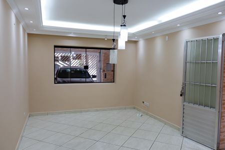 Casa para alugar com 212m², 3 quartos e 2 vagas