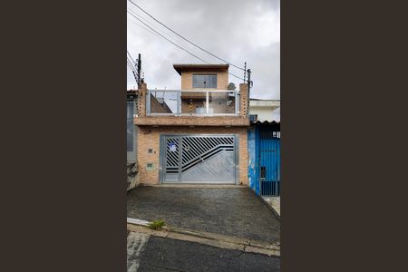 Casa para alugar com 212m², 3 quartos e 2 vagas Casa para alugar com 212m², 3 quartos e 2 vagasFachada