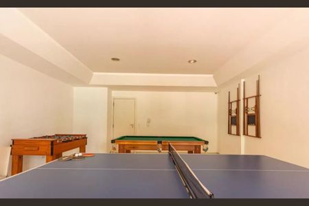 Apartamento à venda com 167m², 4 quartos e 4 vagas Apartamento à venda com 167m², 4 quartos e 4 vagasSalão de jogos