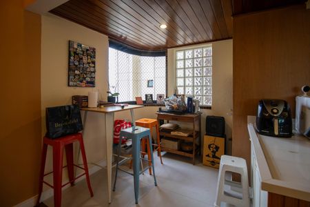 Apartamento à venda com 167m², 4 quartos e 4 vagas Apartamento à venda com 167m², 4 quartos e 4 vagasSala Churrasqueira privativa