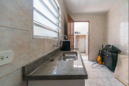 Casa à venda com 90m², 3 quartos e 2 vagasCozinha da Edícula 