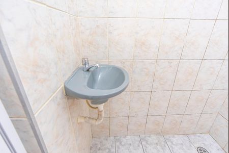 Casa à venda com 90m², 3 quartos e 2 vagasBanheiro da Edicula