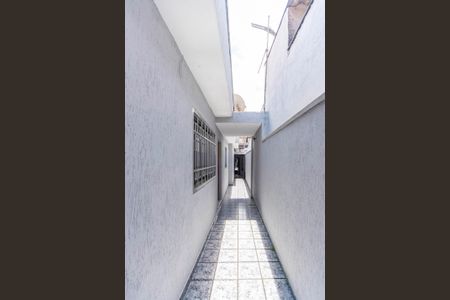 Casa à venda com 90m², 3 quartos e 2 vagasCorredor Externo