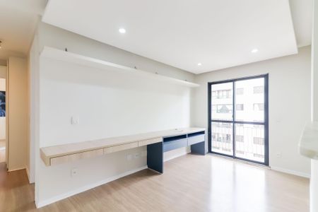 Sala de apartamento à venda com 2 quartos, 55m² em Jardim das Vertentes, São Paulo