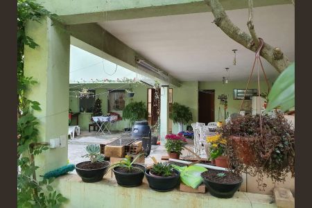 Foto 14 de casa à venda com 3 quartos, 200m² em Vila Emir, São Paulo