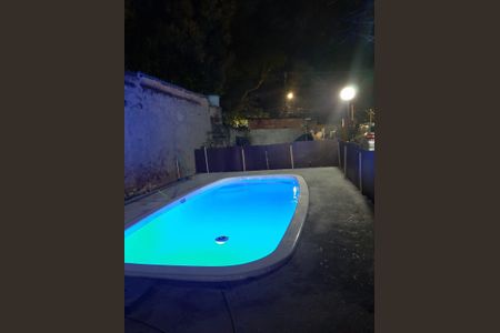 Casa à venda com 200m², 3 quartos e 5 vagasFoto 01