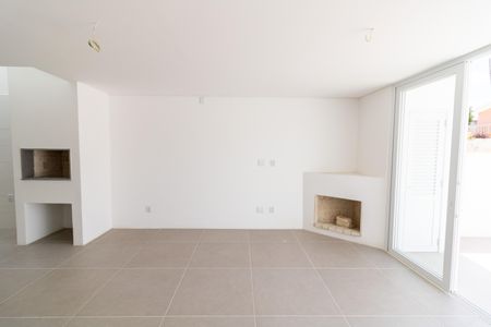 Sala de casa à venda com 3 quartos, 180m² em Ipanema, Porto Alegre