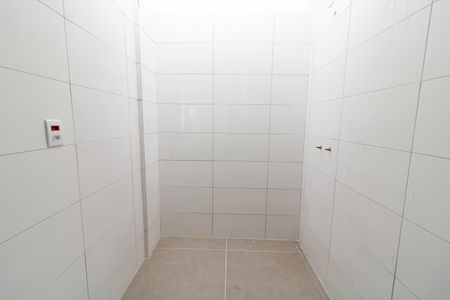 Casa à venda com 180m², 3 quartos e 2 vagasBanheiro da Suíte 1