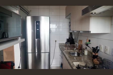 Cozinha de apartamento para alugar com 2 quartos, 60m² em Setor Sudoeste, Goiânia
