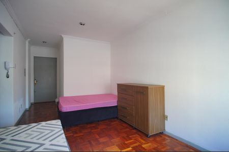 Sala/Quarto de kitnet/studio para alugar com 1 quarto, 32m² em Centro, São Leopoldo