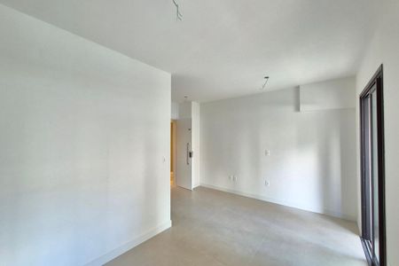 Sala de apartamento para alugar com 1 quarto, 46m² em Centro, Campinas
