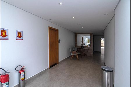 Apartamento à venda com 66m², 3 quartos e 1 vaga Apartamento à venda com 66m², 3 quartos e 1 vagahall de entrada_3