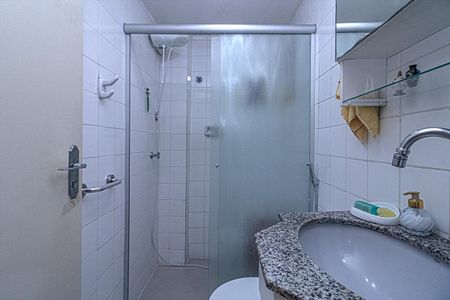 Apartamento à venda com 66m², 3 quartos e 1 vaga Apartamento à venda com 66m², 3 quartos e 1 vagabanheiro social_2