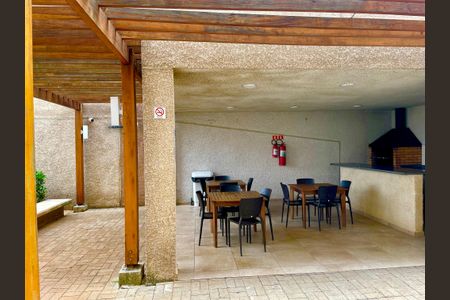 Apartamento para alugar com 47m², 2 quartos e 1 vagaÁrea comum - Churrasqueira