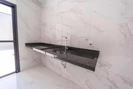 Casa à venda com 115m², 3 quartos e 2 vagasCozinha