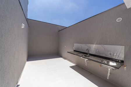 Casa à venda com 115m², 3 quartos e 2 vagasÁrea de Serviço / Quintal