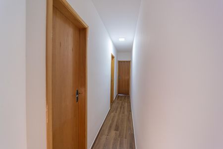 Casa à venda com 115m², 3 quartos e 2 vagasCorredor