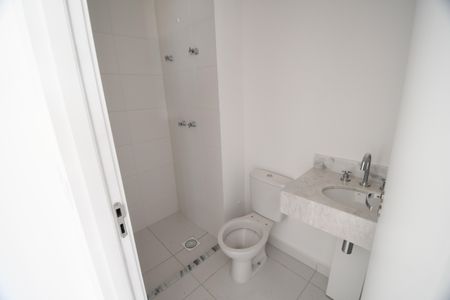 Banheiro de kitnet/studio à venda com 1 quarto, 45m² em Taquaral, Campinas