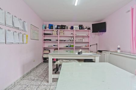 Casa à venda com 222m², 2 quartos e 2 vagas Casa à venda com 222m², 2 quartos e 2 vagasQuarto 1