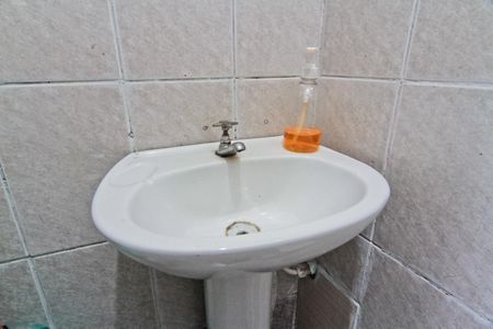 Casa à venda com 222m², 2 quartos e 2 vagas Casa à venda com 222m², 2 quartos e 2 vagasLoja 2