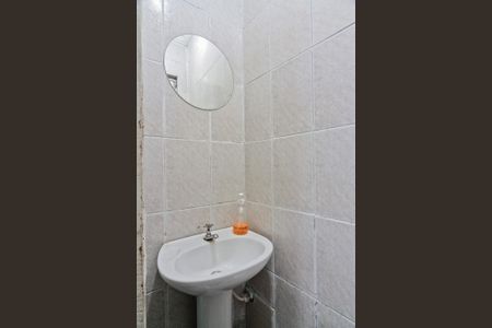 Casa à venda com 222m², 2 quartos e 2 vagas Casa à venda com 222m², 2 quartos e 2 vagasLoja 2