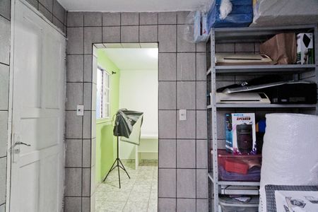 Casa à venda com 222m², 2 quartos e 2 vagas Casa à venda com 222m², 2 quartos e 2 vagasEdícula