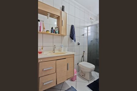 Casa à venda com 222m², 2 quartos e 2 vagas Casa à venda com 222m², 2 quartos e 2 vagasBanheiro