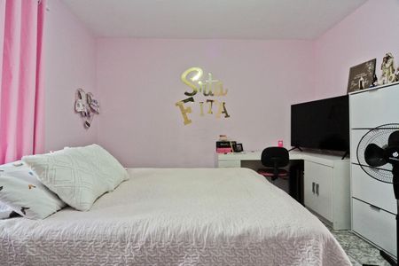 Casa à venda com 222m², 2 quartos e 2 vagas Casa à venda com 222m², 2 quartos e 2 vagasQuarto 2