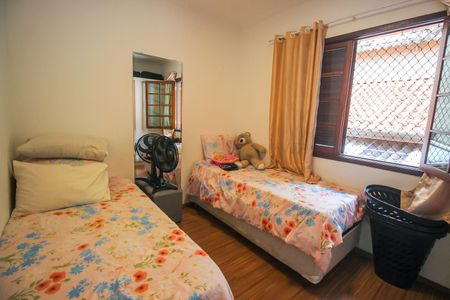 Casa à venda com 126m², 3 quartos e 3 vagasQuarto 2