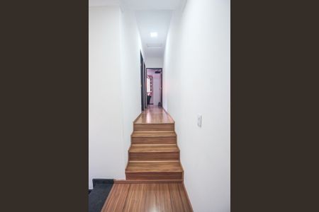 Casa à venda com 126m², 3 quartos e 3 vagasCorredor