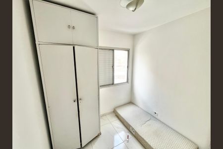 Quarto 1 de apartamento para alugar com 3 quartos, 70m² em Chora Menino, São Paulo