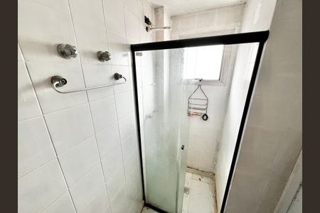 Apartamento para alugar com 70m², 3 quartos e 1 vaga Apartamento para alugar com 70m², 3 quartos e 1 vagaBanheiro da Suíte