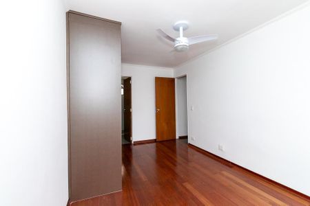 Apartamento à venda com 112m², 4 quartos e 2 vagas Apartamento à venda com 112m², 4 quartos e 2 vagasSuíte