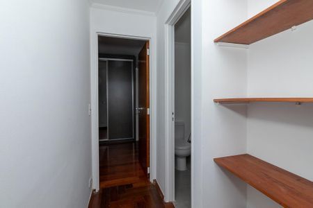 Apartamento à venda com 112m², 4 quartos e 2 vagas Apartamento à venda com 112m², 4 quartos e 2 vagasCorredor