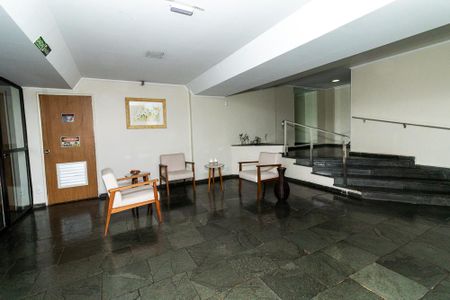 Apartamento à venda com 112m², 4 quartos e 2 vagas Apartamento à venda com 112m², 4 quartos e 2 vagasHall