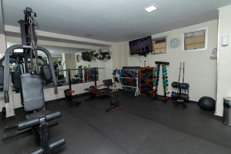 Apartamento à venda com 112m², 4 quartos e 2 vagas Apartamento à venda com 112m², 4 quartos e 2 vagasÁrea comum - Academia