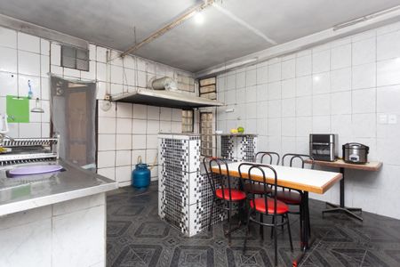 Casa para alugar com 450m², 7 quartos e 2 vagasCozinha 1 