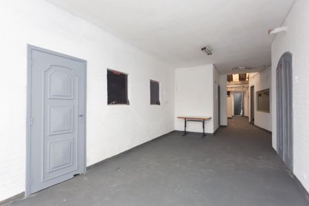 Casa para alugar com 450m², 7 quartos e 2 vagasÁrea Externa - Garagem 