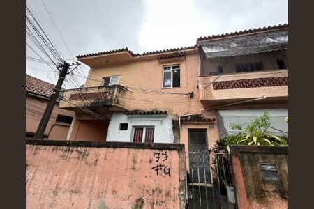 Apartamento para alugar com 65m², 2 quartos e sem vagaFachada + plaquinha