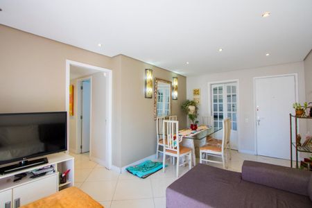 Sala de apartamento para alugar com 3 quartos, 77m² em Jardim, Santo André