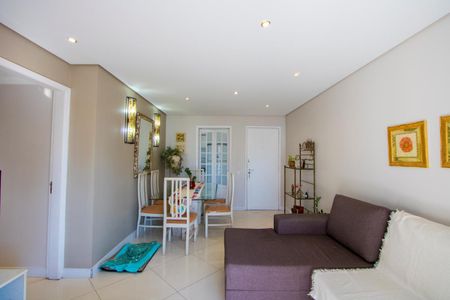 Sala de apartamento para alugar com 3 quartos, 77m² em Jardim, Santo André