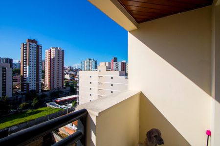 Varanda da sala de apartamento para alugar com 3 quartos, 77m² em Jardim, Santo André