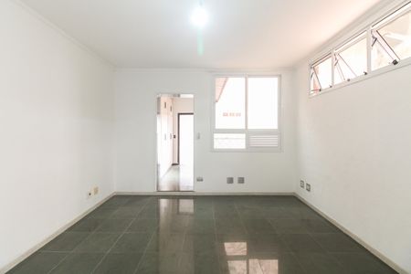 Casa para alugar com 300m², 3 quartos e 5 vagasSala Extra Reversível 